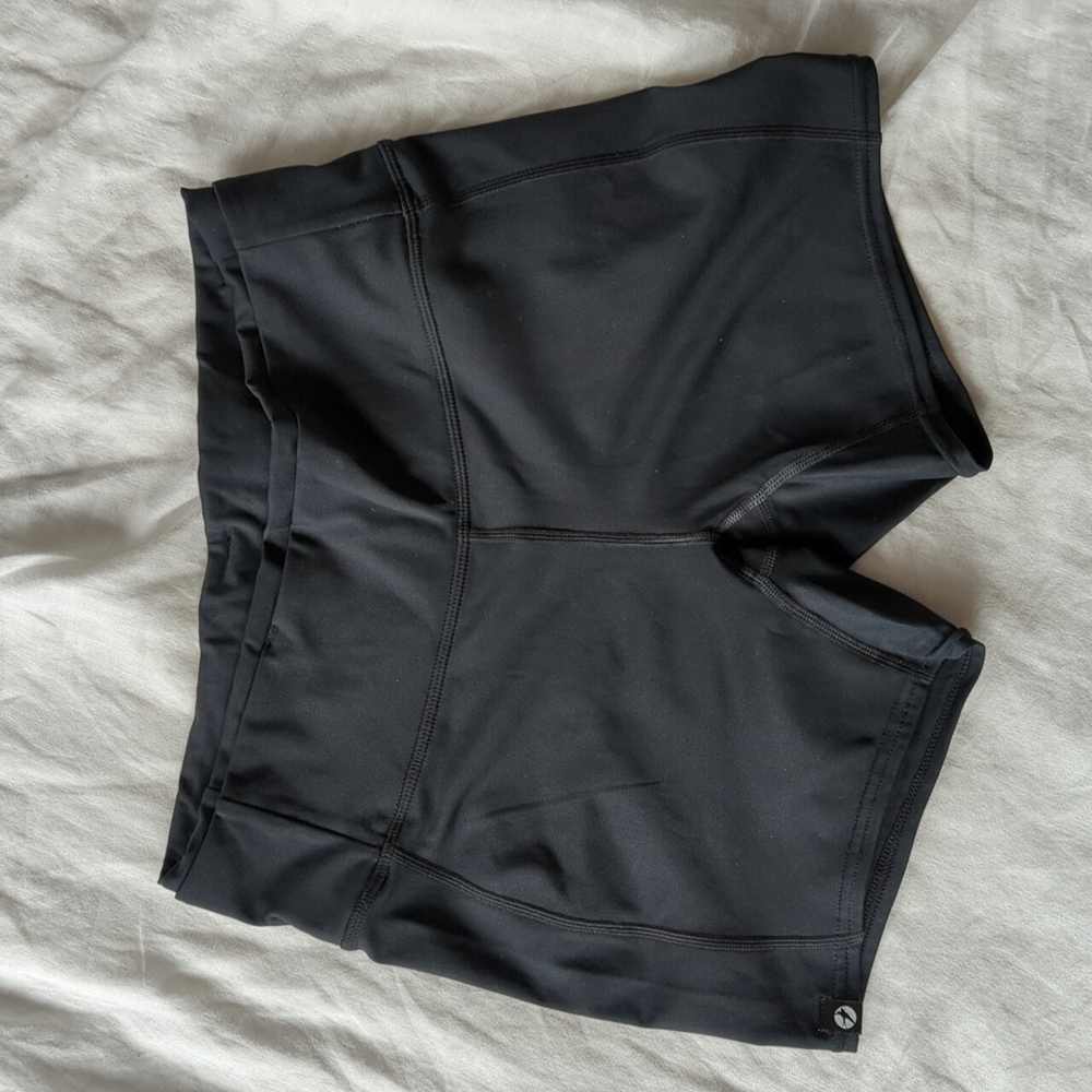 Oiselle 	O-MAZING STRIDE shorts size 8